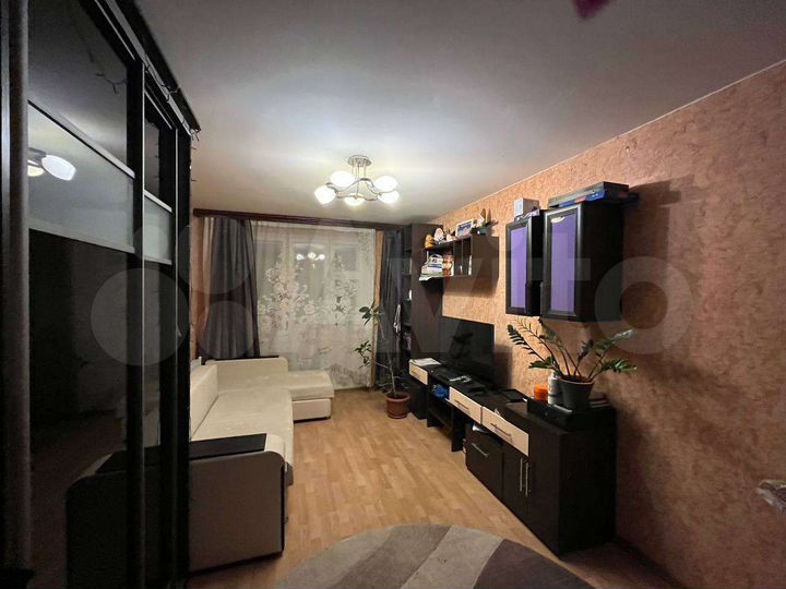 2-к. квартира, 55 м², 1/5 эт.