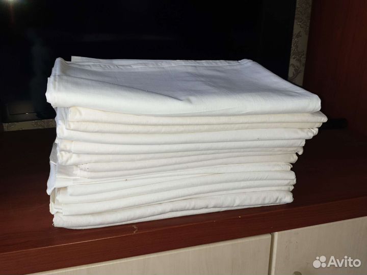 Новые простыни и наволочки