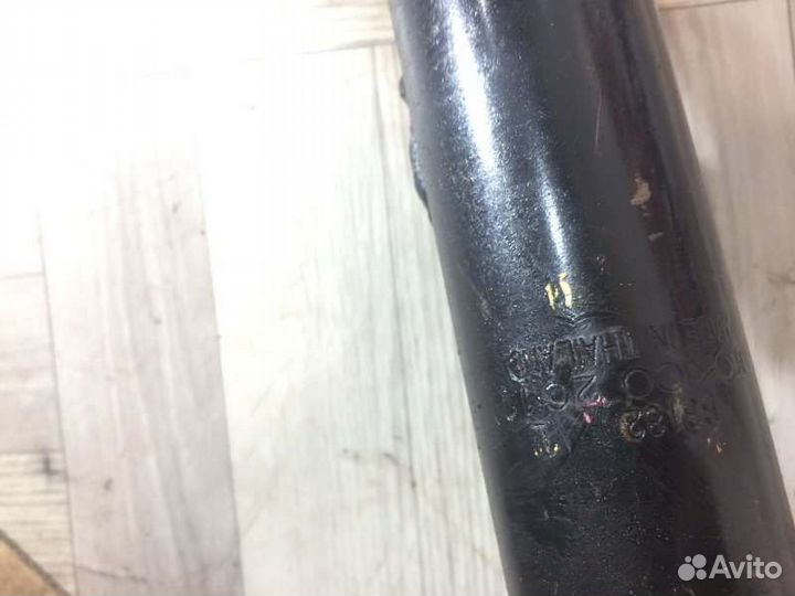 Амортизатор стойка задний левый Toyota Camry