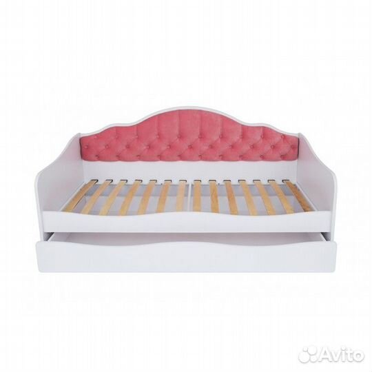 Диван-кровать для девочки