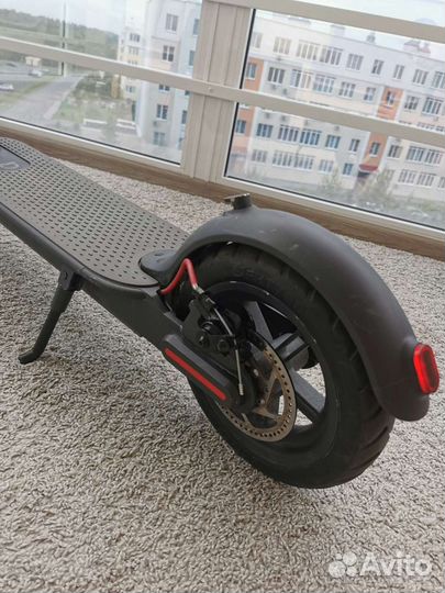 Самокат Xiaomi M365 электрический б/у