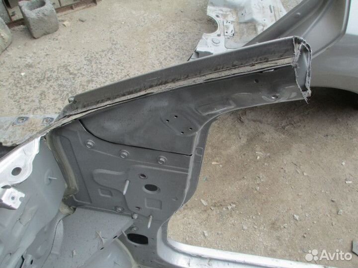 Четверть передняя правая Renault Koleos (HY) 2008