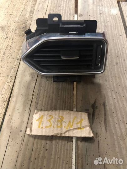 Дефлектор воздуховода правый mazda cx-5 kf 2017