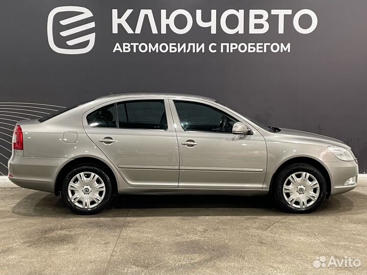 Skoda Octavia 1.8 AT, 2012, 229 900 км