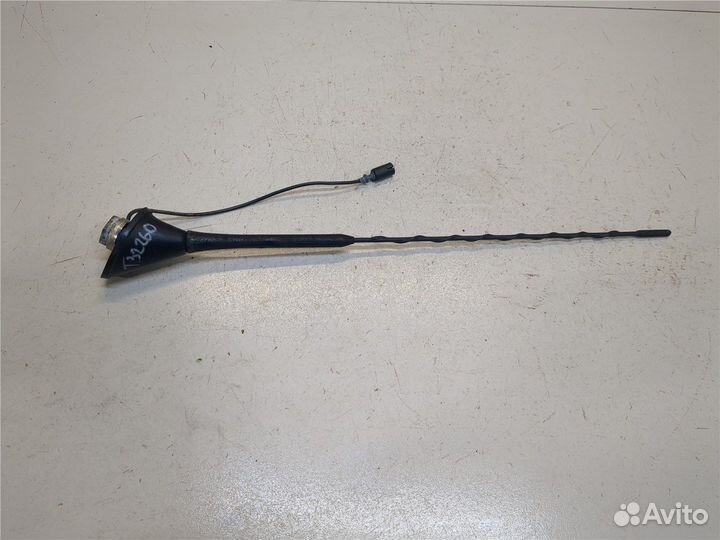 Антенна Skoda SuperB, 2005