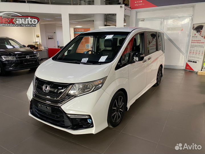 Honda Stepwgn 1.5 CVT, 2017, 93 900 км