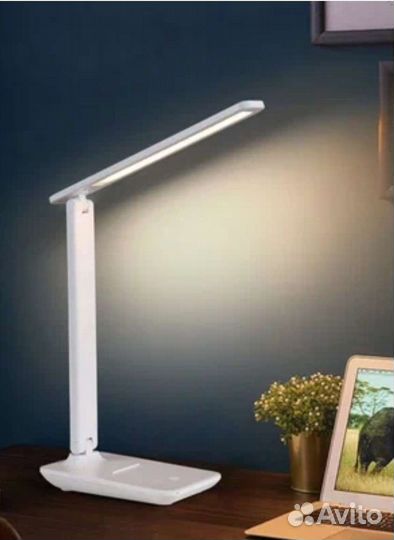 Светильник настольный светодиодный