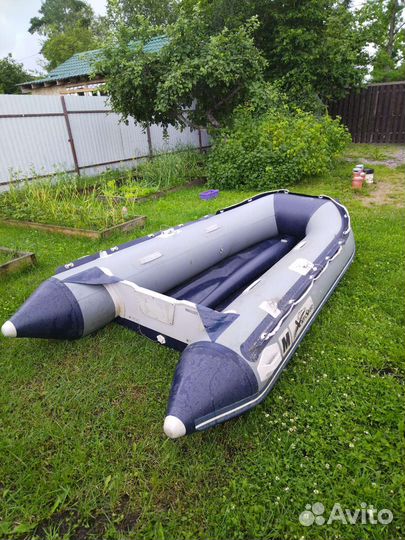 Надувная лодка
