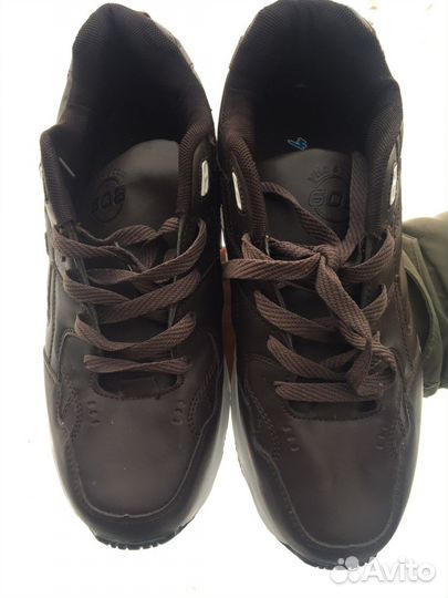 Кроссовки 44 размер