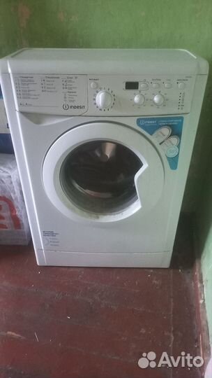 Стиральная машина indesit