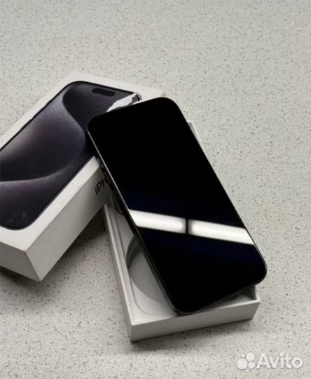 iPhone 15 Pro, 256 ГБ