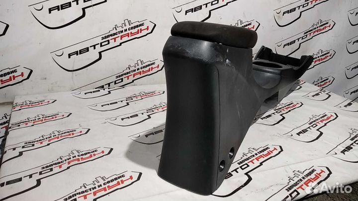 Подлокотник honda FIT GE6 GE7 GE8 GE9 GP1 GP4 В сборе черный XA4887