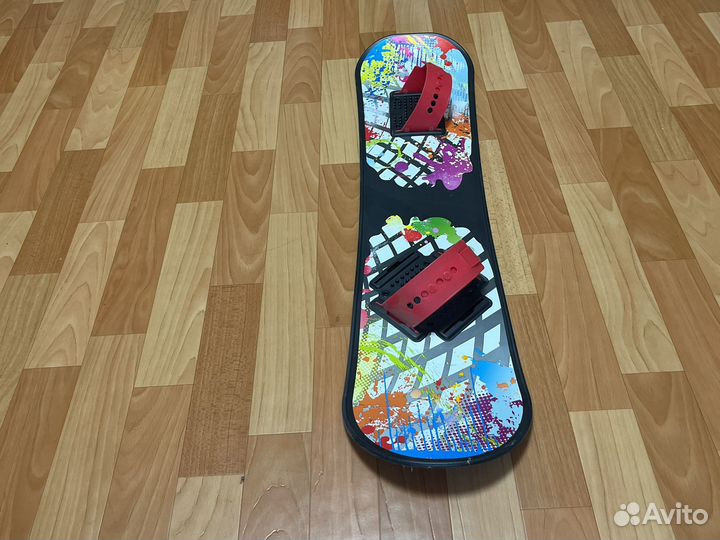 Сноуборд пластивковый с облегченым креплением