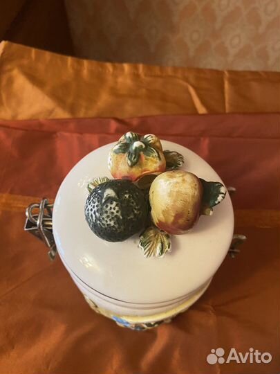 Емкость банка для сыпучих продуктов