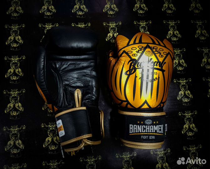 Боксерские перчатки Buakaw Banchamek