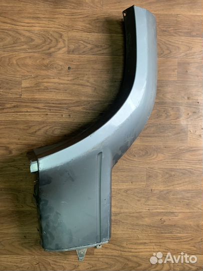 Молдинг задний правый Toyota Prado 95