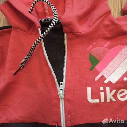 Спортивный костюм