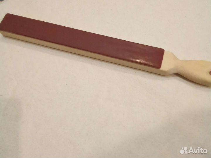 Ремень с пастой для правки опасной бритвы