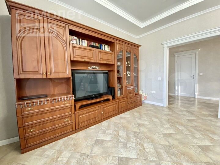 Дом 136,6 м² на участке 8 сот.