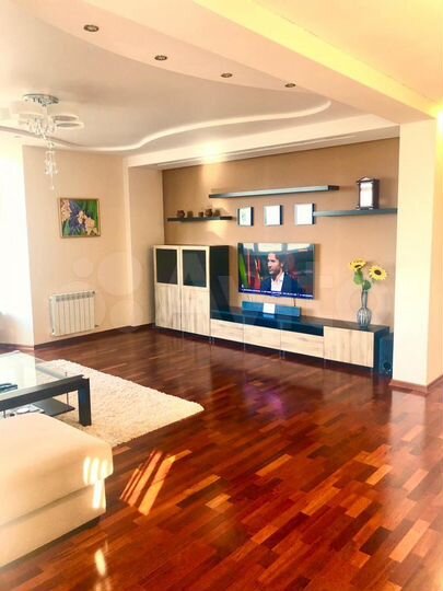 3-к. квартира, 100,3 м², 6/10 эт.