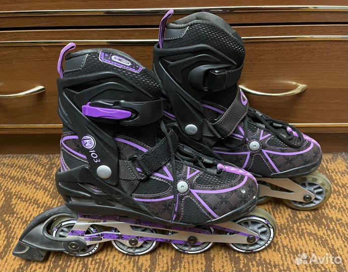 Роликовые коньки Reaction + защита, размер 37,5-38