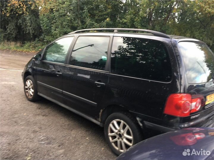 Разбор на запчасти Volkswagen Sharan 2000-2010