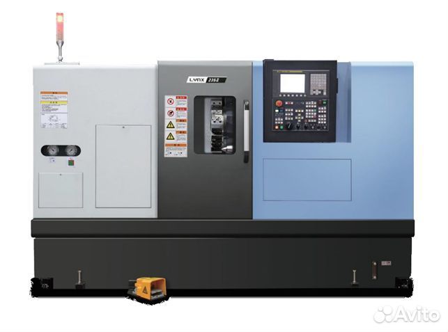 Токарный обрабатывающий центр c чпу Lynx 235 II