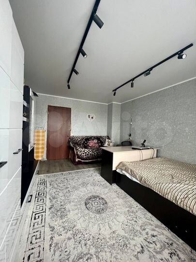 3-к. квартира, 84 м², 4/17 эт.