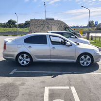 Skoda Octavia 1.8 AT, 2012, 326 000 км, с пробегом, цена 770 000 руб.