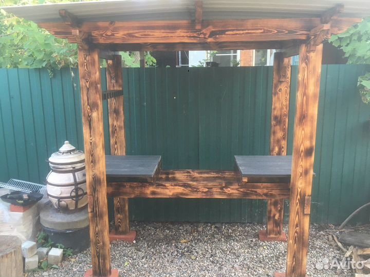 Беседка для дачи с мангалом
