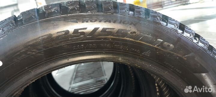 Pirelli Scorpion Ice Zero 2 225/55 R19 103H