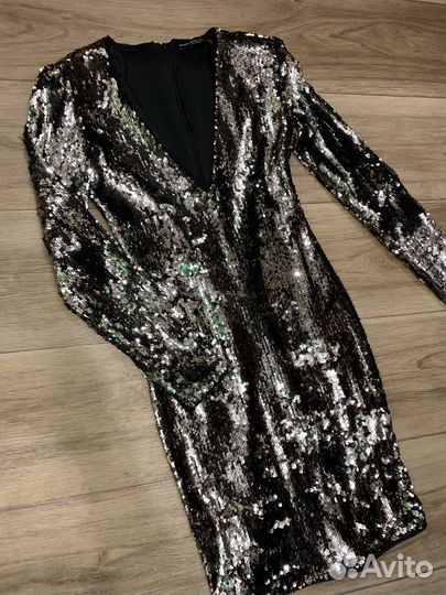 Новогоднее платье с пайетками Bershka