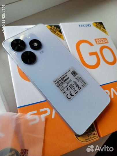 TECNO Spark Go 2024, 4/64 ГБ