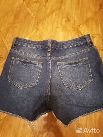 Джинсовые шорты