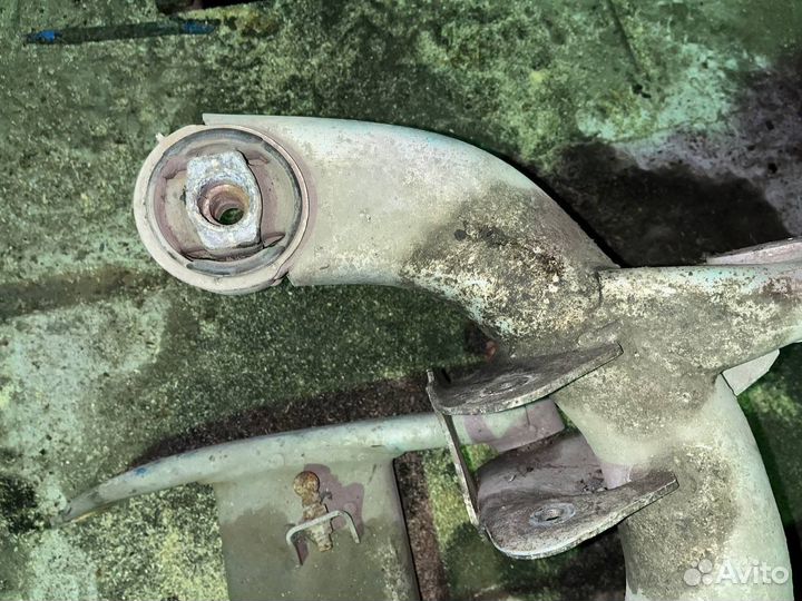 Задний подрамник BMW e39 бмв е39 5er