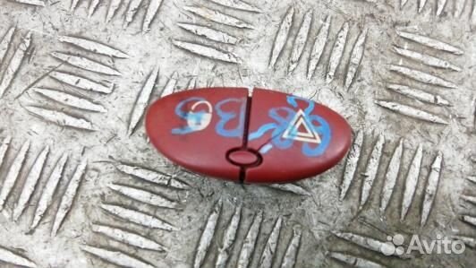 Кнопка аварийки citroen xsara picasso (68B05I501)