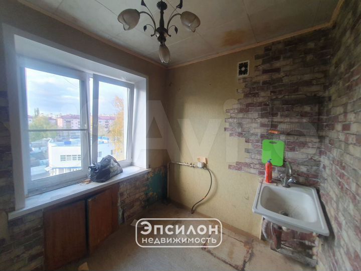 3-к. квартира, 55 м², 5/5 эт.