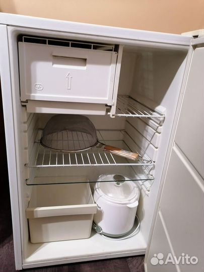 Холодильник маленький