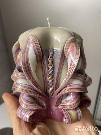 Свеча ручной работы, резная