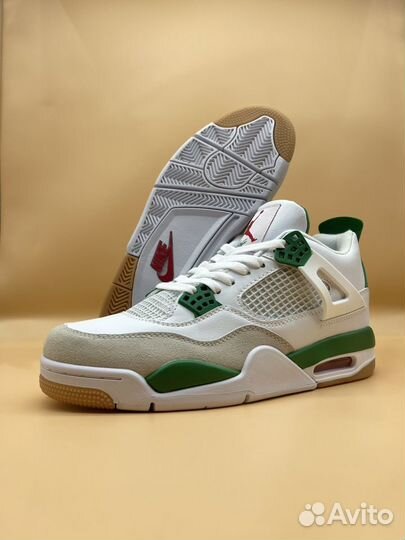 Кроссовки Nike Air Jordan 4 SB Pine Green