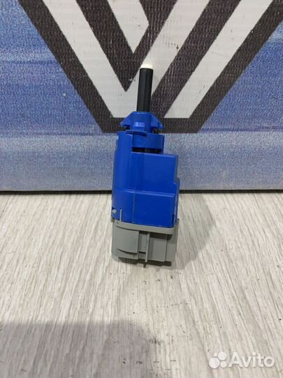 Датчик педали сцепления Renault logan 2