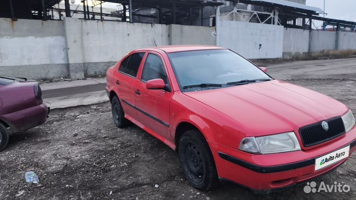 Skoda Octavia 1.6 МТ, 1998, 180 000 км