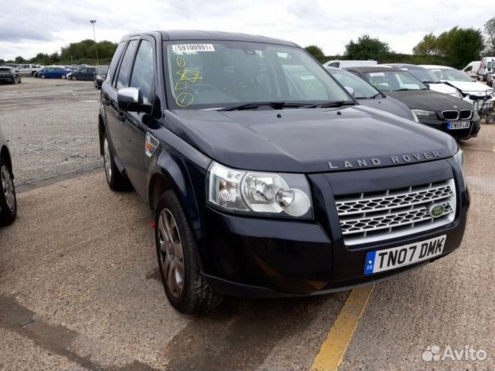 Кулак передний правый Land Rover Freelander 2 L359