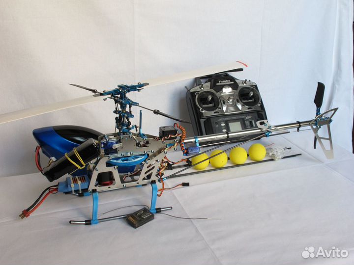 Пилотажная модель вертолета