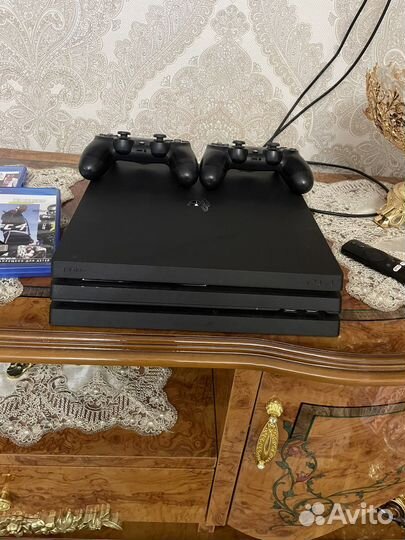 Sony playstation 4 PS4 pro 1tb с играми