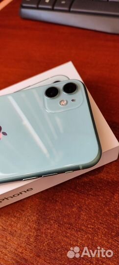 iPhone 11, 64 ГБ