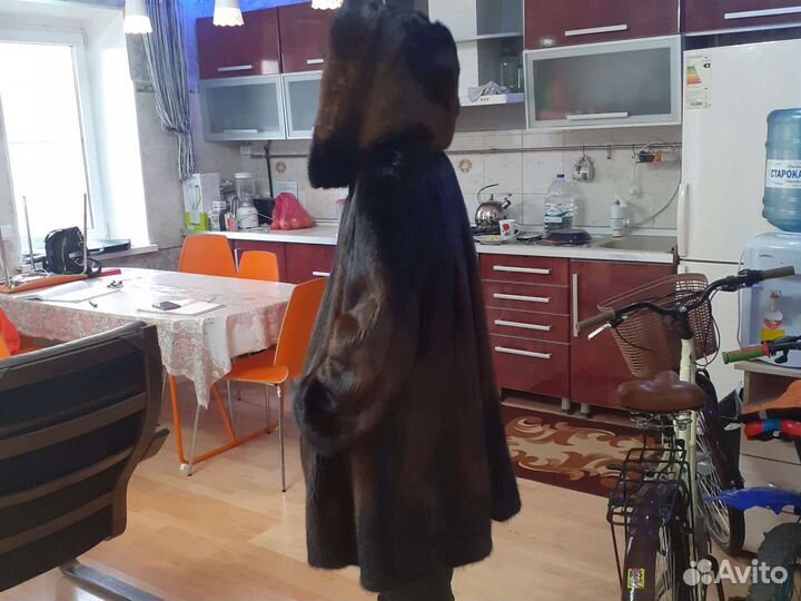 Шуба норковая с капюшоном италия