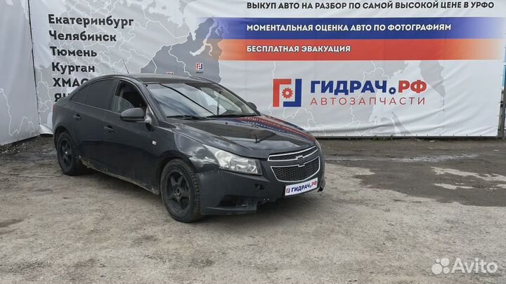 Рычаг передний левый Chevrolet Cruze 13463244