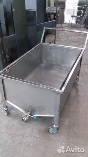 Столы, стеллажи, нейтральное оборудование из нерж