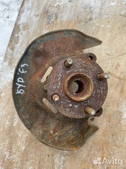 Byd f3 поворотный кулак левый правый